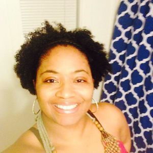 Meet your Posher, Monique